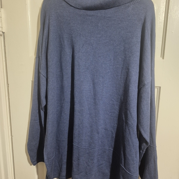 NWT Blue Cowl Neck Women's Sweater 2X - Picture 4 of 4